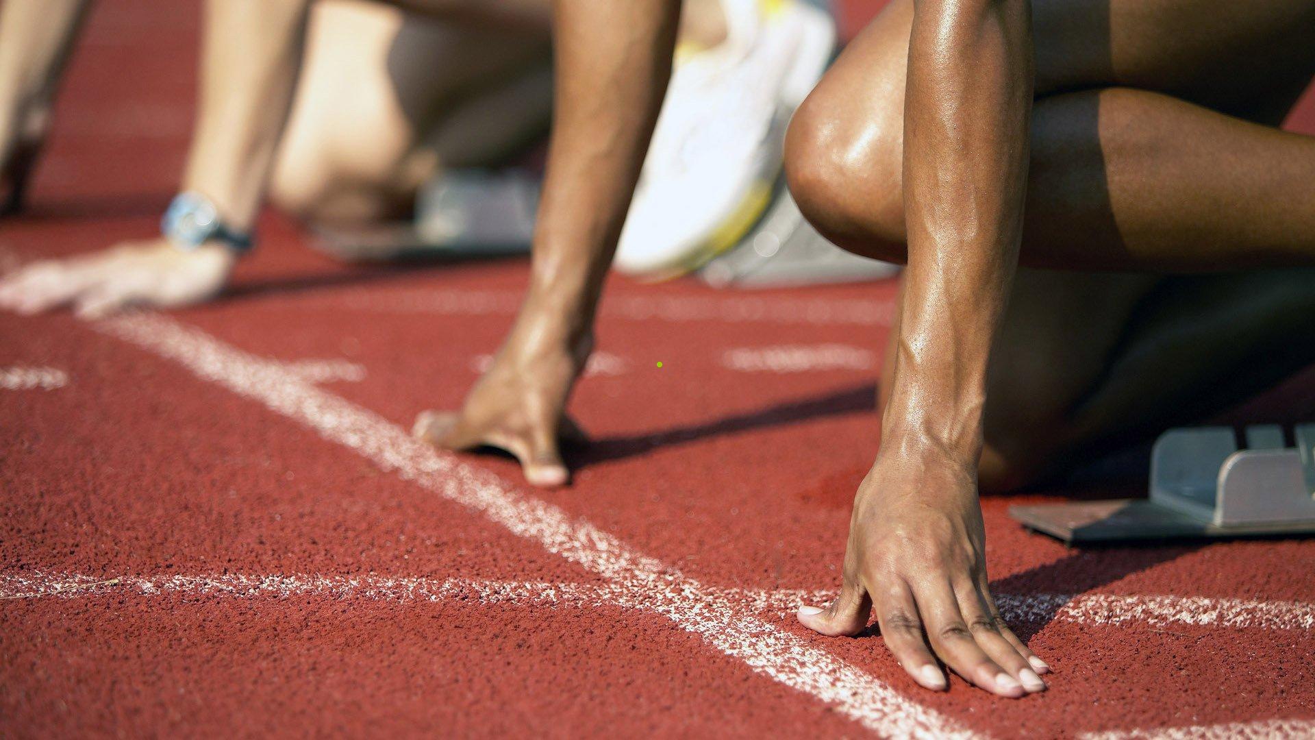 布泽尔兄弟闪耀赛场，家族传承对决阿肯色！瓦格纳父辈骑士情谊续写新章